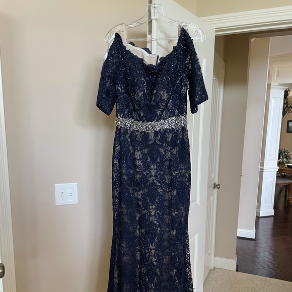 Formal Jovani dress (navy) Never worn. Size 8. - Picture 1 of 2